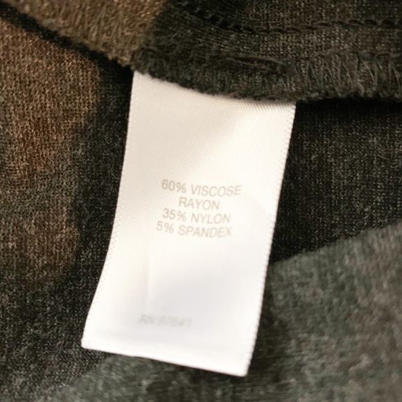 J. Jill Ponte Slim Leg Back-Split-Hem Ankle Pants - Picture 5 of 9